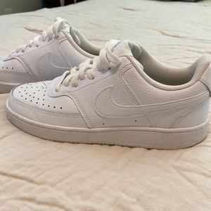 Womens Nike Court Vision low, size 7.5. Excellent condition.